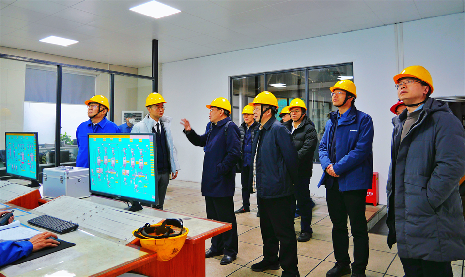 20231215210435_40348 清华大学&Z6人生就是博智能结合博士后造就出成就!暨博国Z6人生就是博人造石墨负极全工序链陆续一体化产线长周期出产运行