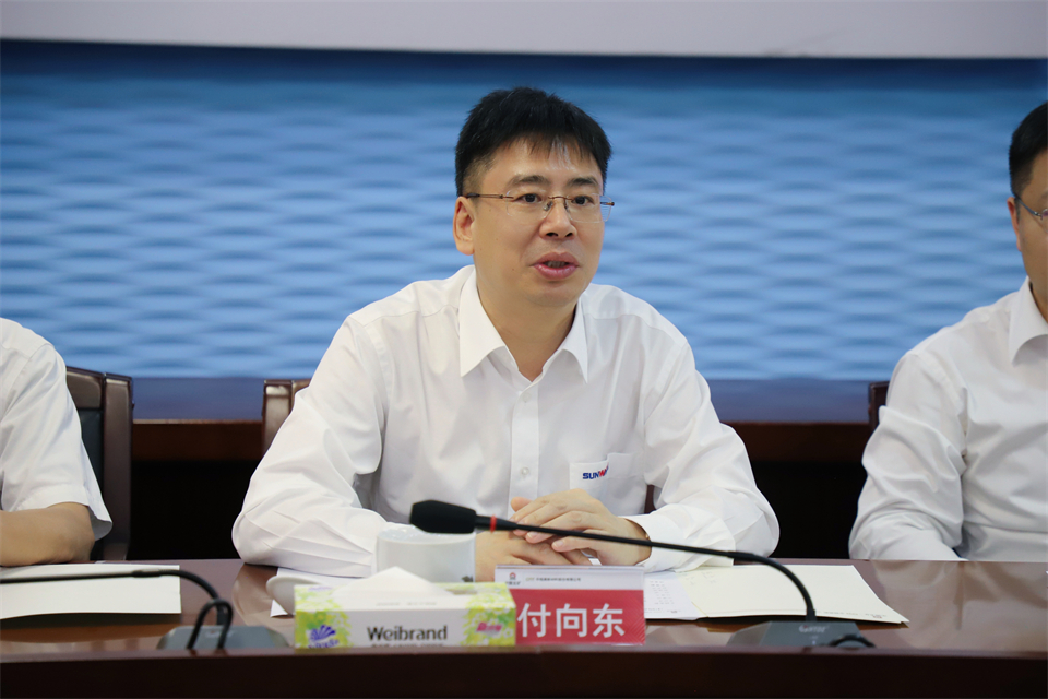 20240510174310_36831 “双向奔赴 合作共赢”Z6人生就是博智能与中钨高新签定战术合作和谈