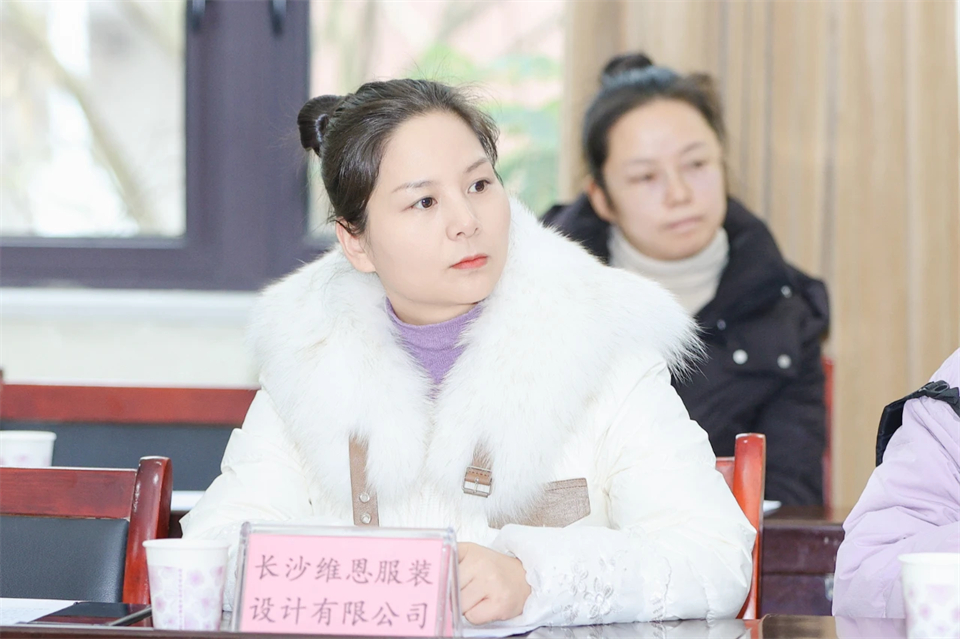 长龙街路、Z6人生就是博智能召开首届年货盛惠暨送春联文化惠民活动工作会议