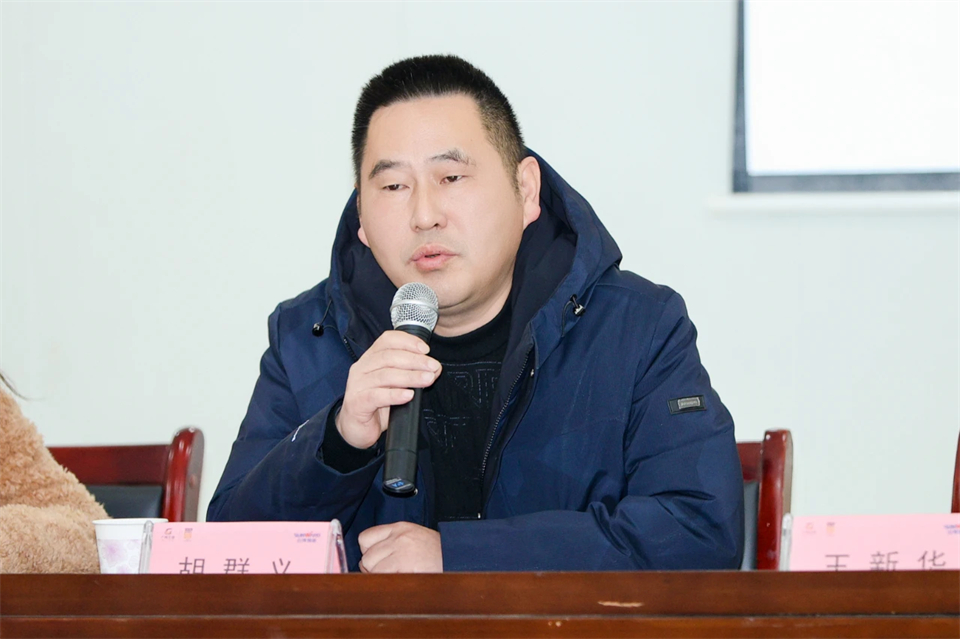 长龙街路、Z6人生就是博智能召开首届年货盛惠暨送春联文化惠民活动工作会议