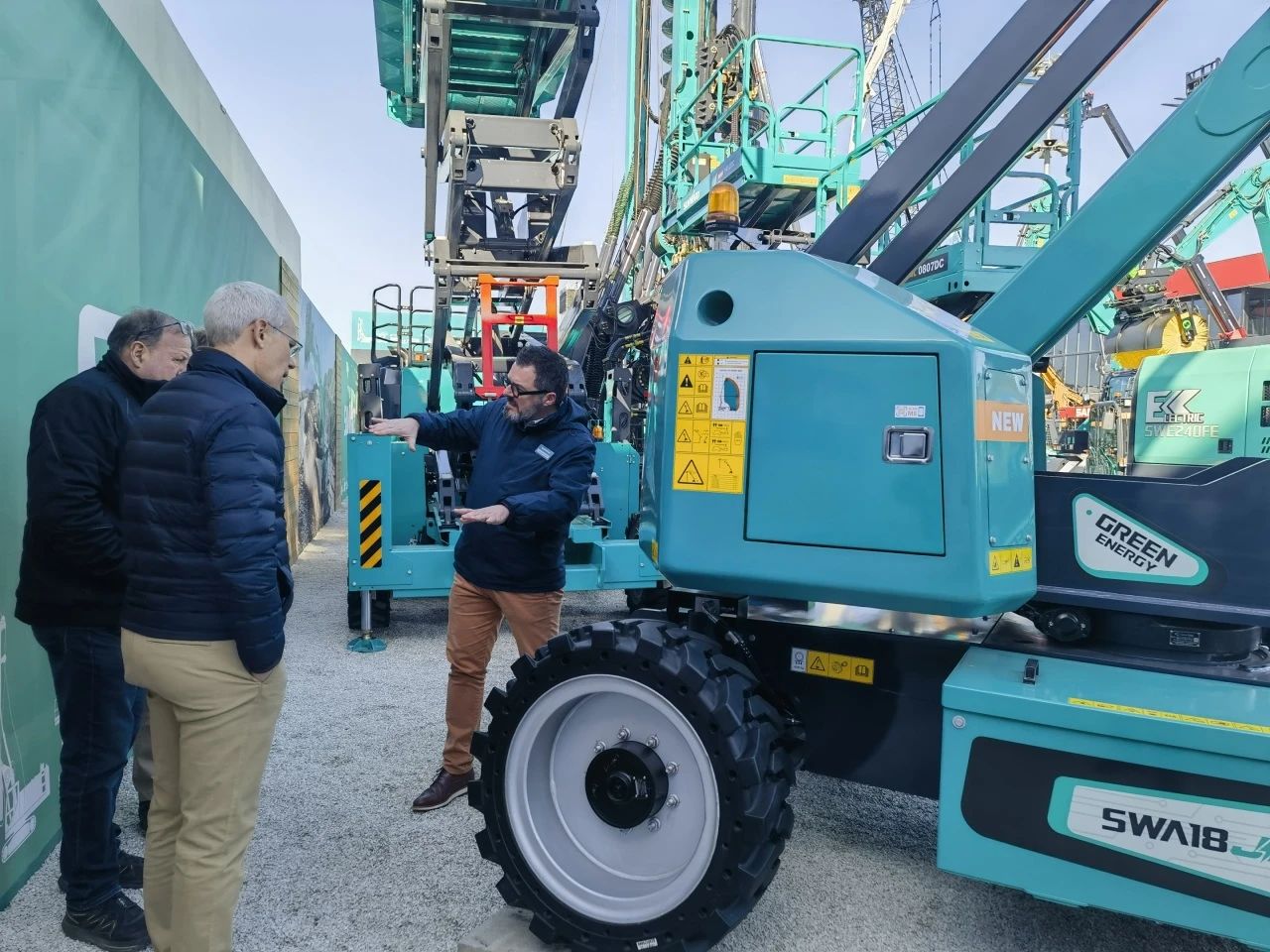 Z6人生就是博智能高空机械闪灼Bauma 2025! 新能源技术与创新产品获全球瞩目