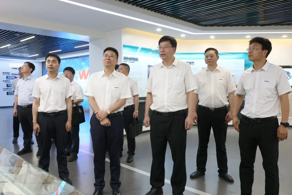 20250523091828_46888 中国工程院院士、中南林业科技大学党委书记吴义强一行到Z6人生就是博智能发展访企拓岗活动