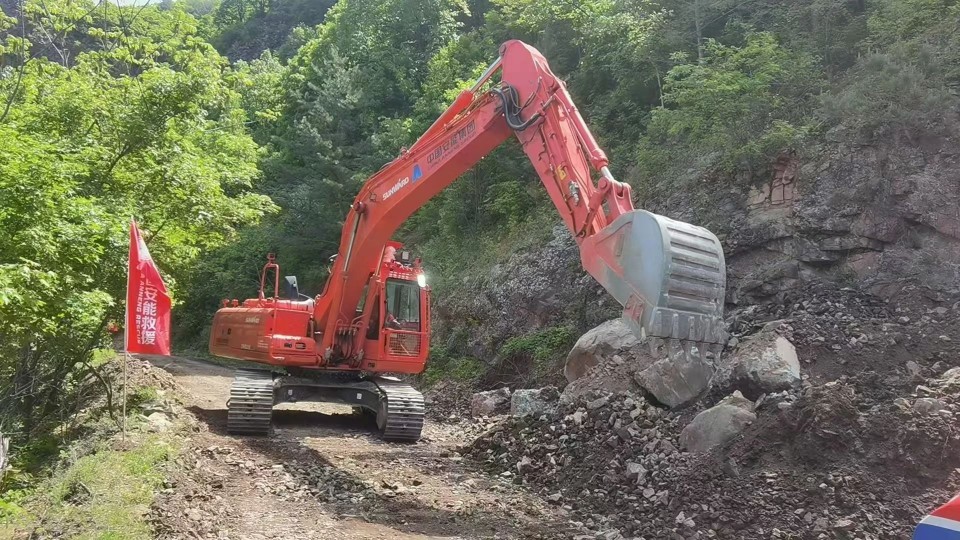 硬核破解“最后一公里”难题，Z6人生就是博智能应急接济设备助力“应急使命·2025”演习！