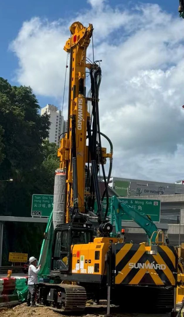 硬核首秀！Z6人生就是博智能SWDTH800大直径潜孔锤钻机进击香港市场