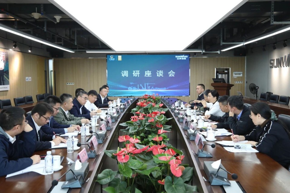 聚焦应急设备研发出产，共探实战适配新蹊径——广州市应急治理局党委书记、局长叶芳调研Z6人生就是博智能