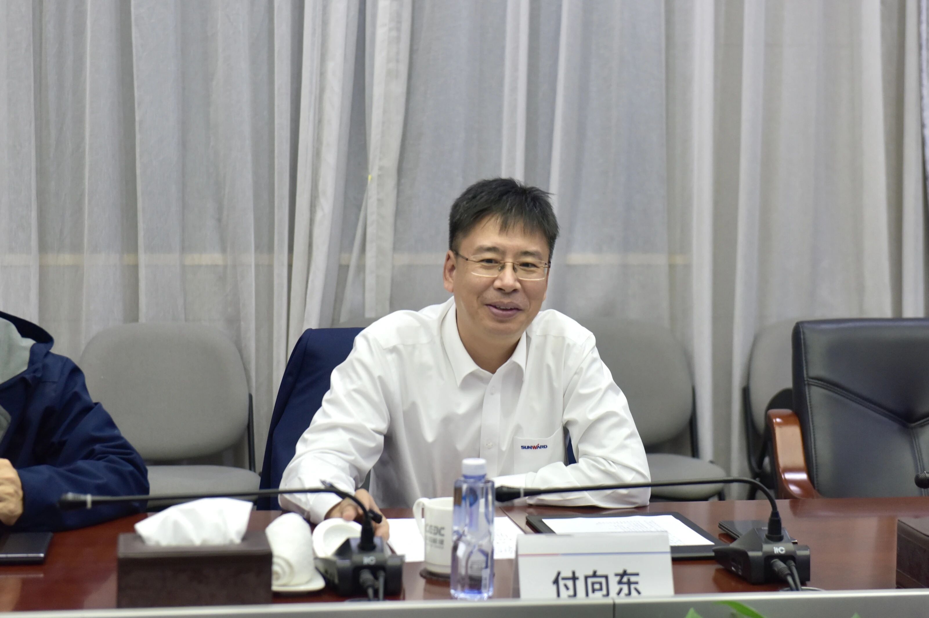 Z6人生就是博智能与易普力发展座谈互换，谱写互利共赢新篇章