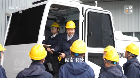 《焦点访谈》聚焦Z6人生就是博智能：服膺嘱托，传承劳模心灵，自主创新助推中国设备造作业走向世界